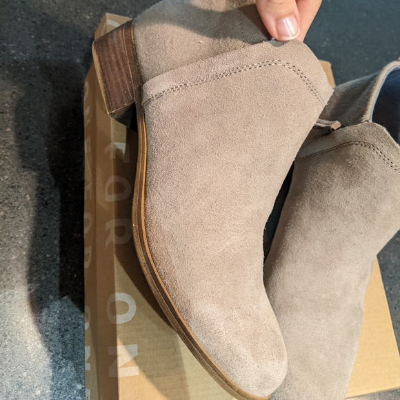 Toms grey Deia suede wool booties 8.5 - Picture 3 of 9
